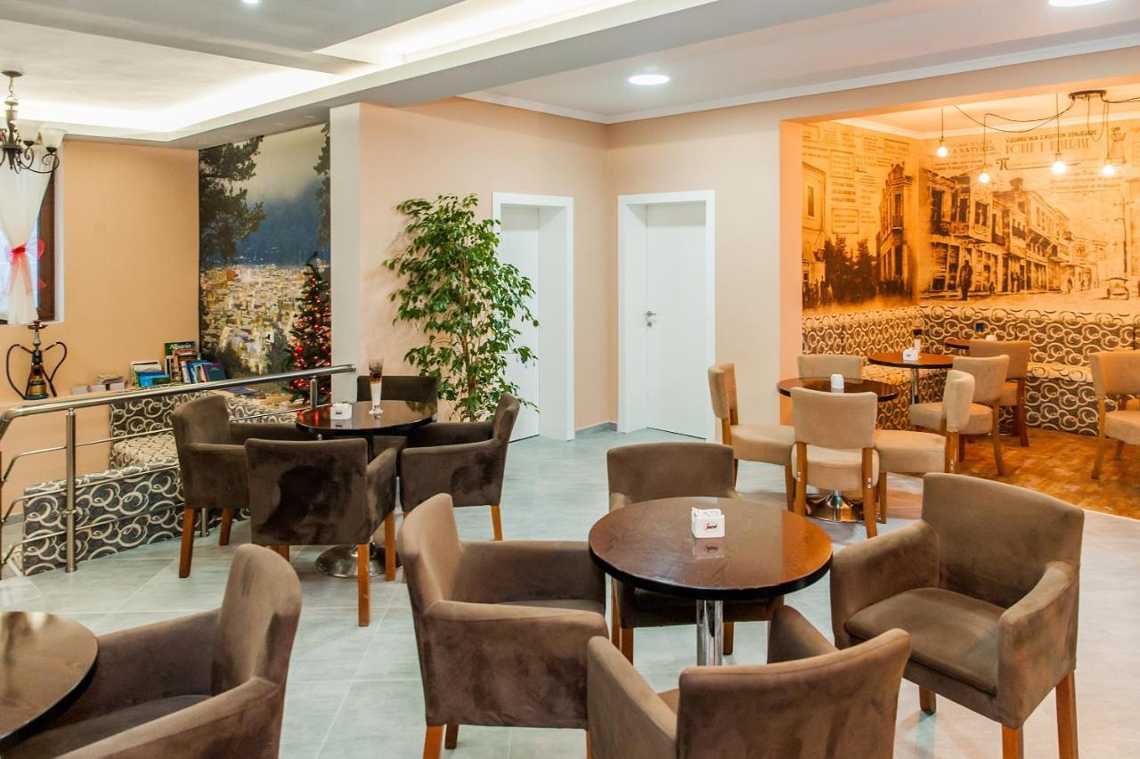 Korcasmilehotel Luaran gambar